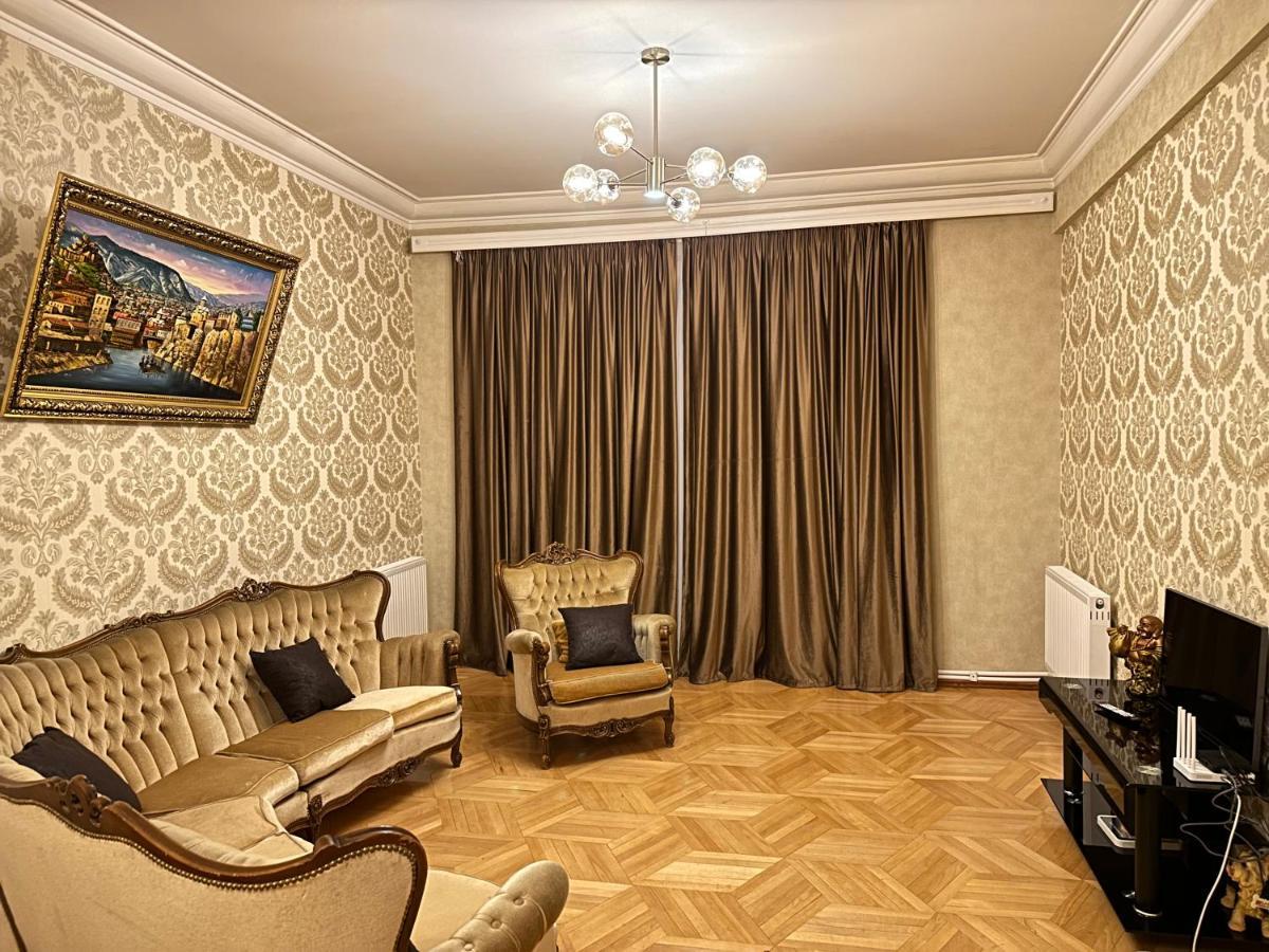 King Suite Apartment Ln Tbilisi ภายนอก รูปภาพ